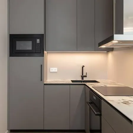 Oldtown&river View Hoffmann C17 Apartman *
